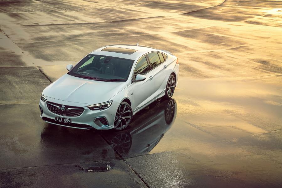  Holden Commodore VXR (ZB) 2018 года  (фото 36 из 42)